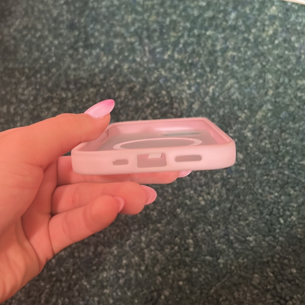 iPhone 14 Case - Picture 4 of 4
